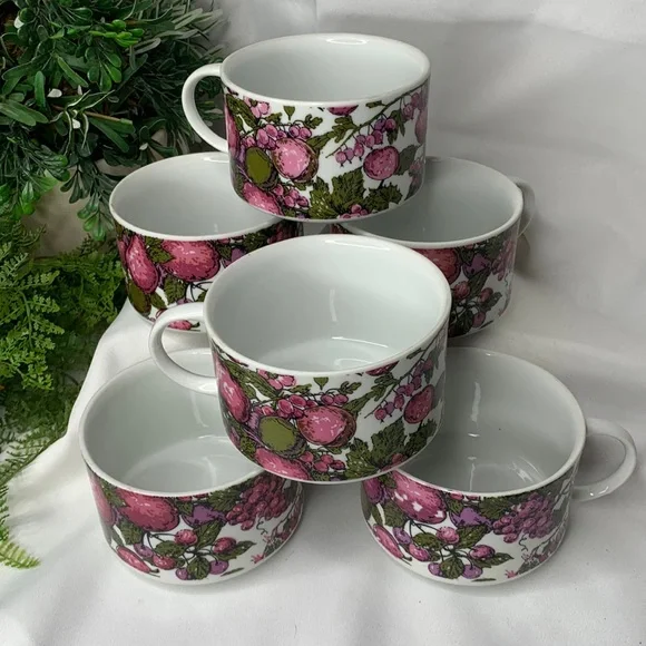 Beautiful vintage set of 6 green, plum & pink Enesco Japan soup mugs with fruits - Picture 1 of 8